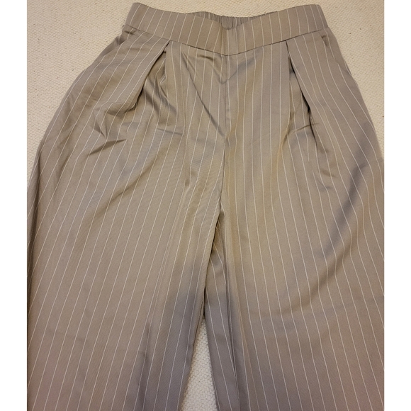 Carolina striped style pant Size small tan color trouser pant with elastic - Picture 9 of 10